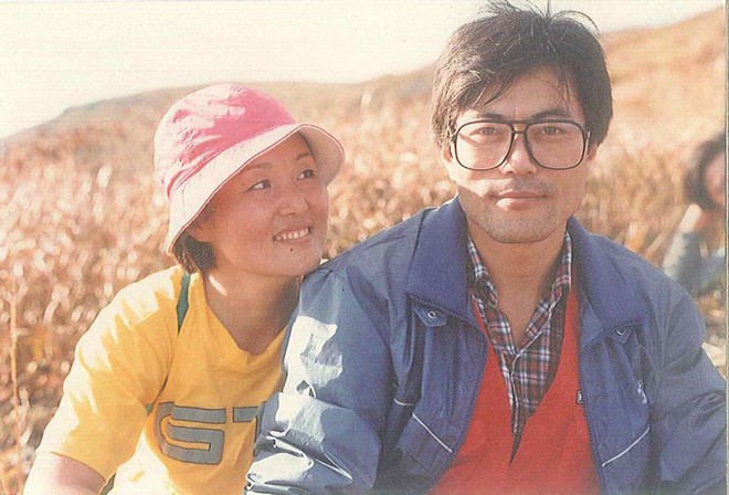 Chuyện tình chông gai của Tổng thống Hàn Quốc và nữ ca sĩ quyết từ bỏ showbiz vì chồng Chuyện tình chông gai của Tổng thống Hàn Quốc và nữ ca sĩ quyết từ bỏ showbiz vì chồng