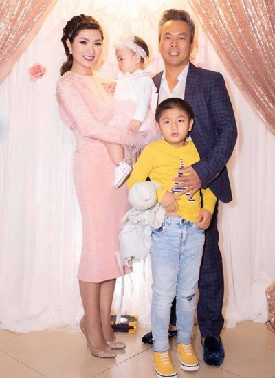 2 mỹ nhân Việt: Người bị tung ảnh nóng, người bị chém gần đứt rời chân và cú sốc con tự kỷ