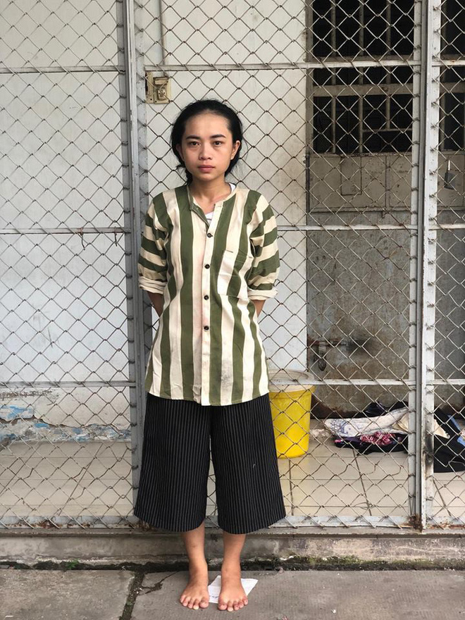 Nữ sinh viên 9X ngành dược bị bắt quả tang khi đang đi đang bán ma tuý cho con nghiện