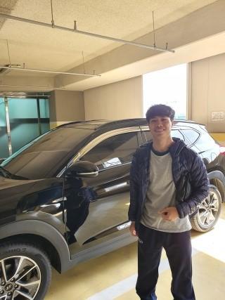 Công Phượng khoe xế hộp và kể chuyện... yêu trên đất Hàn