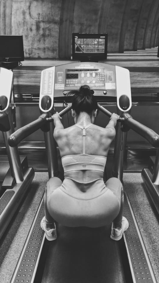 35 tuổi, Phương Linh vẫn sở hữu thân hình bốc lửa nhờ cách giảm tới 4kg/tuần