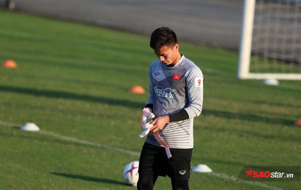 Chủ tịch CLB Hà Nội: Không có chuyện Bùi Tiến Dũng giải nghệ sớm