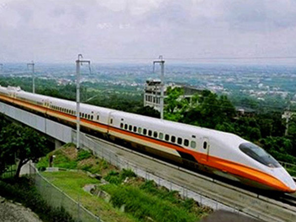 Đường sắt tốc độ cao gần 60 tỷ USD: 100% vốn trong nước hay 100% đi vay