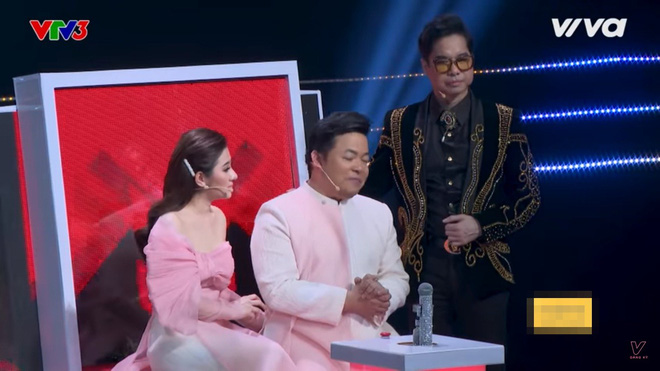 Quang Lê bật khóc khi nghe ca sĩ khiếm thị hát Bolero hay như Giao Linh