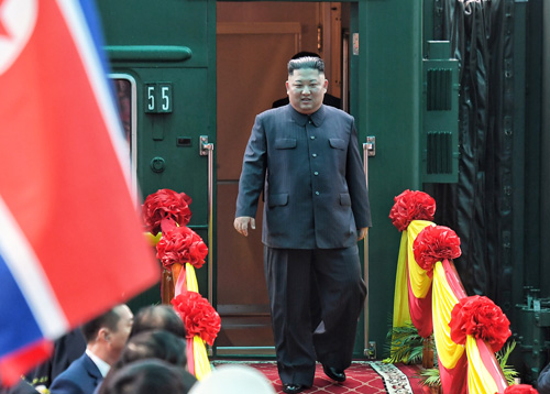 Kim Jong-un có thể đi tàu tới Nga dự thượng đỉnh với Putin