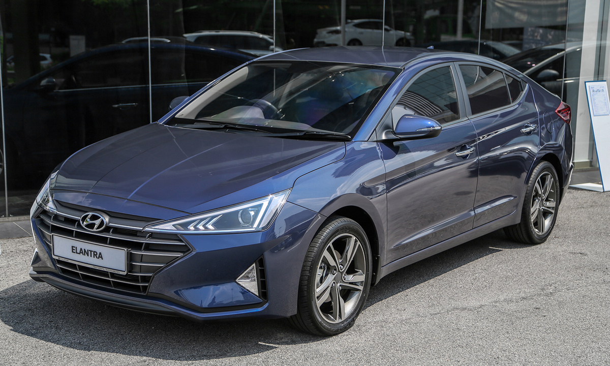 Hyundai Elantra 2019 giá từ 26.500 USD tại Malaysia Hyundai Elantra 2019 giá từ 26.500 USD tại Malaysia