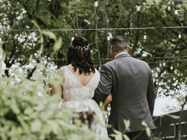 Tâm thư xúc động anh Chánh Văn gửi con rể tương lai: Ông hãy yêu con gái tôi nhiều hơn cách tôi yêu vợ mình!