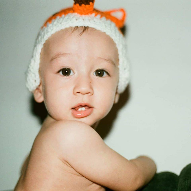 Trang Khiếu hiếm hoi khoe ảnh chồng Tây, lần đầu tiết lộ tên thật của con trai