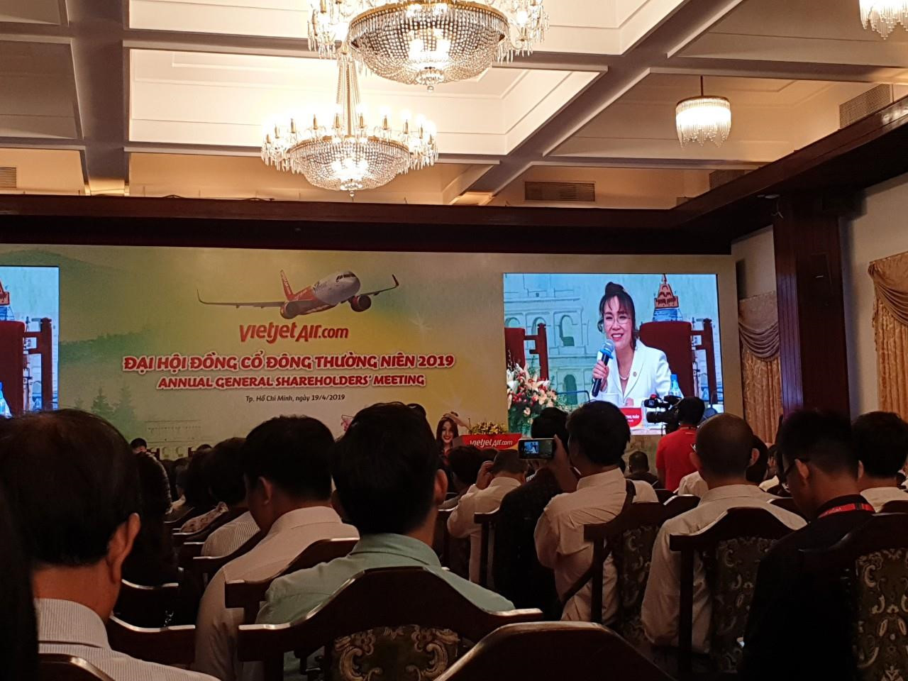 Sếp Vietjet: Tỷ lệ chuyến bay đúng giờ 100% là không tưởng