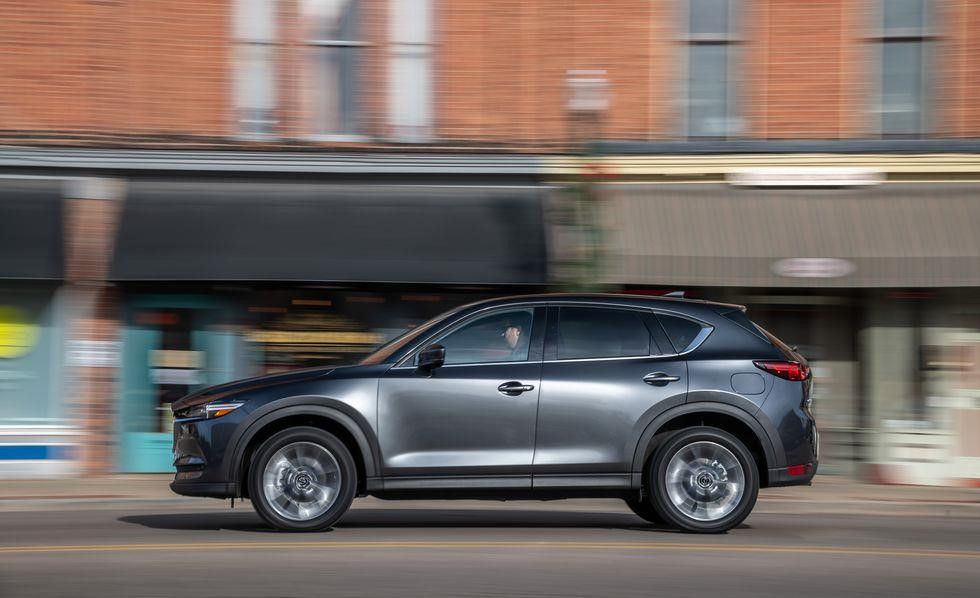 Mazda CX-5 có thêm phiên bản bình dân tiết kiệm nhiên liệu