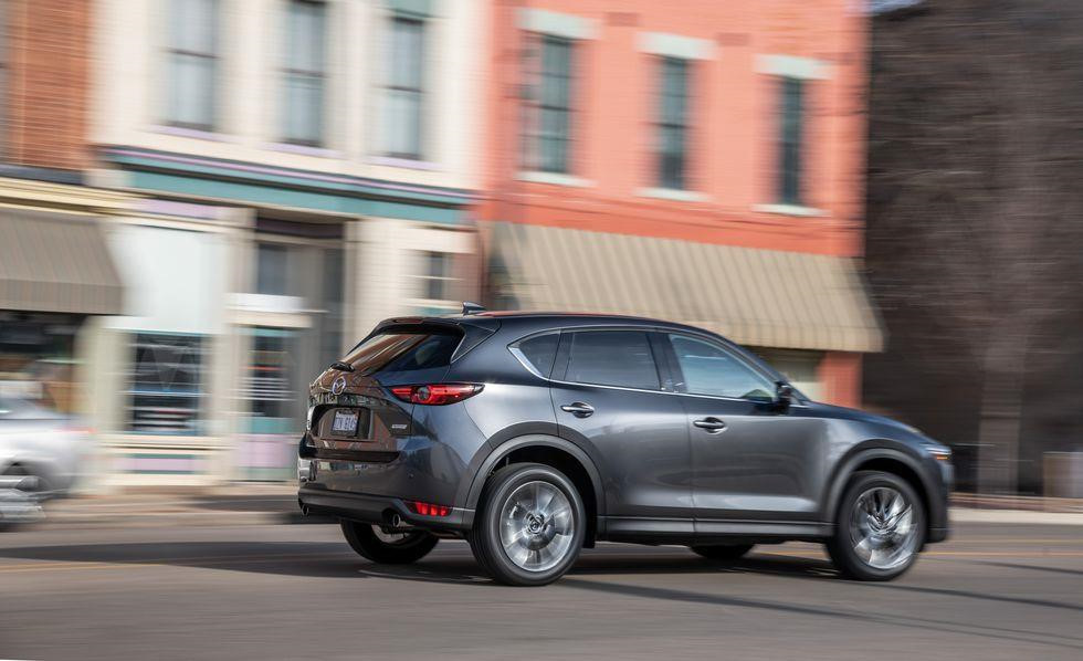 Mazda CX-5 có thêm phiên bản bình dân tiết kiệm nhiên liệu