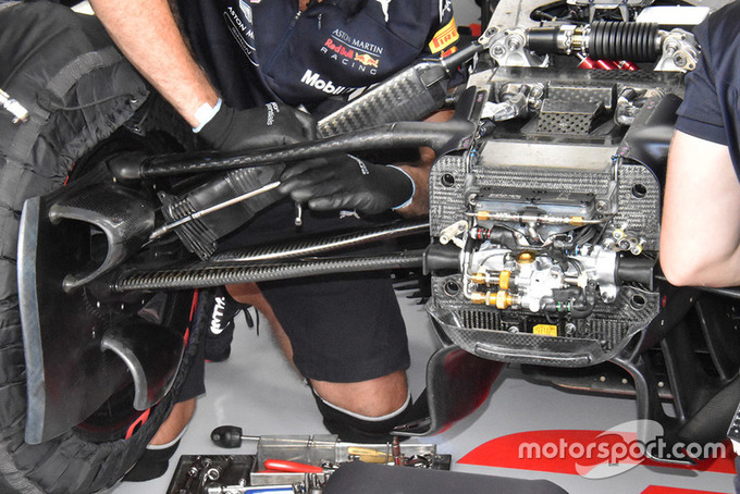 Những công nghệ khủng trên xe F1 chạy tại Hà Nội tối nay