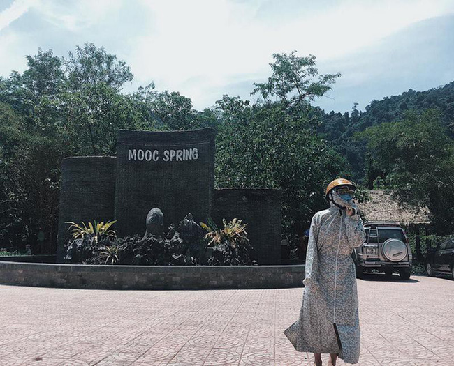 Hà Nội, Sài Gòn dắt tay nhau vào mùa nóng chảy mỡ, học ngay các chị ninja bí kíp tránh nắng bất ngờ