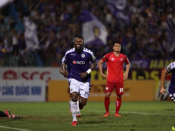 Hà Nội 3-1 Hải Phòng: Hoàng Vũ Samson lập cú đúp giúp Hà Nội thắng ngược trong cơn mưa pháo sáng tại Hàng Đẫy Hà Nội 3-1 Hải Phòng: Hoàng Vũ Samson lập cú đúp giúp Hà Nội thắng ngược trong cơn mưa pháo sáng tại Hàng Đẫy