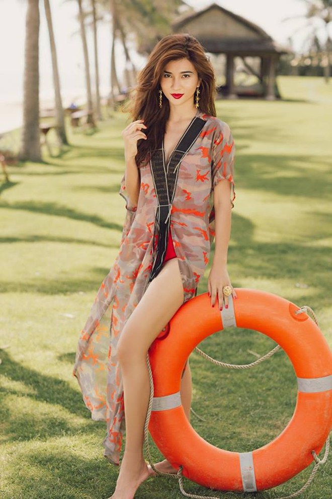 Vẻ gợi cảm của nữ diễn viên mất người yêu vì đóng quá nhiều cảnh 18+