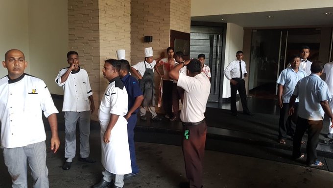 Hiện trường vụ nổ ba nhà thờ và ba khách sạn Sri Lanka