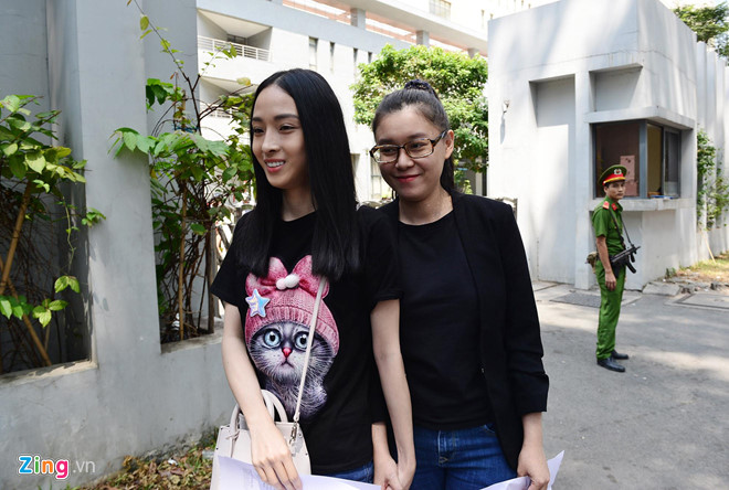 Bạn thân hoa hậu Phương Nga kiện Công an TP.HCM, đòi 2,5 tỷ