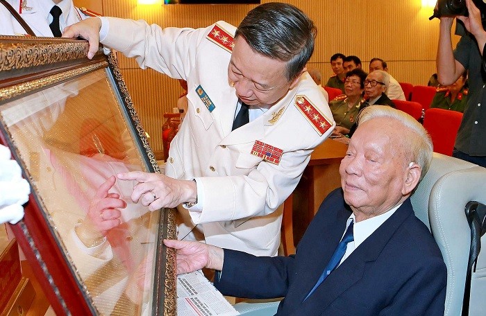 Đại tướng Lê Đức Anh - Vị tướng chỉ huy còn lại cuối cùng của Chiến dịch Hồ Chí Minh