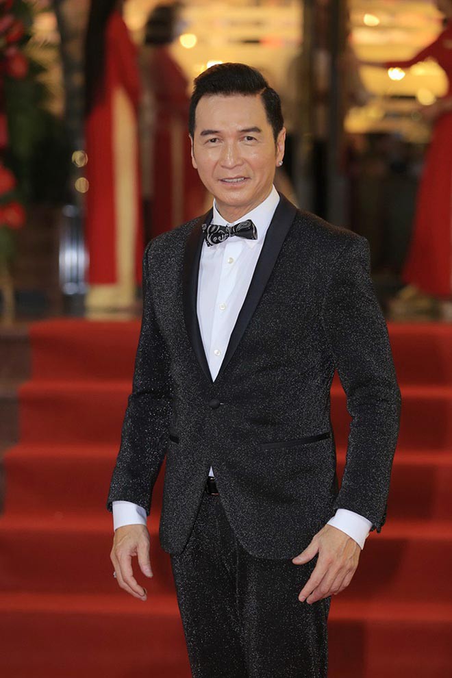 Thông tin hiếm hoi về vợ của danh ca Nguyễn Hưng