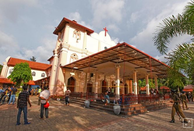 Gần 800 người chết và bị thương trong các vụ tấn công tại Sri Lanka