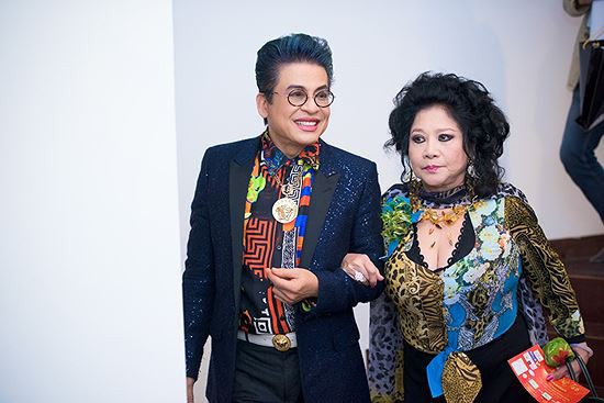 MC Thanh Bạch và bà chủ Thuý Nga sau 9 lần làm đám cưới giờ thế nào?