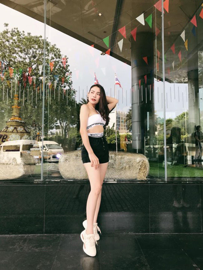 1001 kiểu mặc chào hè của chị em Việt khiến người xung quanh đỏ mặt