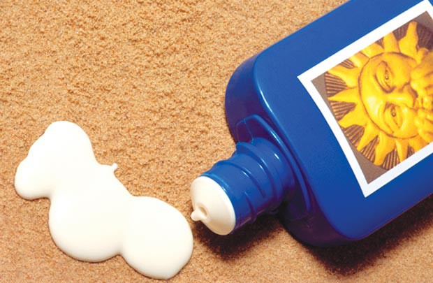 Kem chống nắng là vật bất ly thân ngày nắng nóng nhưng dùng thế nào mới đúng?