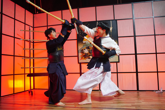 Trở lại điện ảnh, Harry Lu khiến fan thở phào vì dung mạo điển trai như xưa sau ồn ào xuống sắc vì phẫu thuật