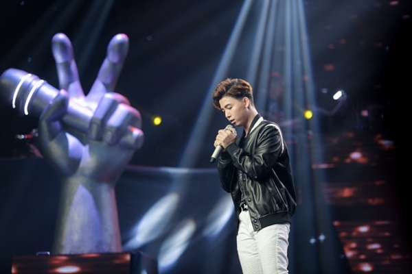 The Voice Việt 2019: Tuấn Hưng liên tiếp nếm mùi cay đắng của nút bấm quyền lực