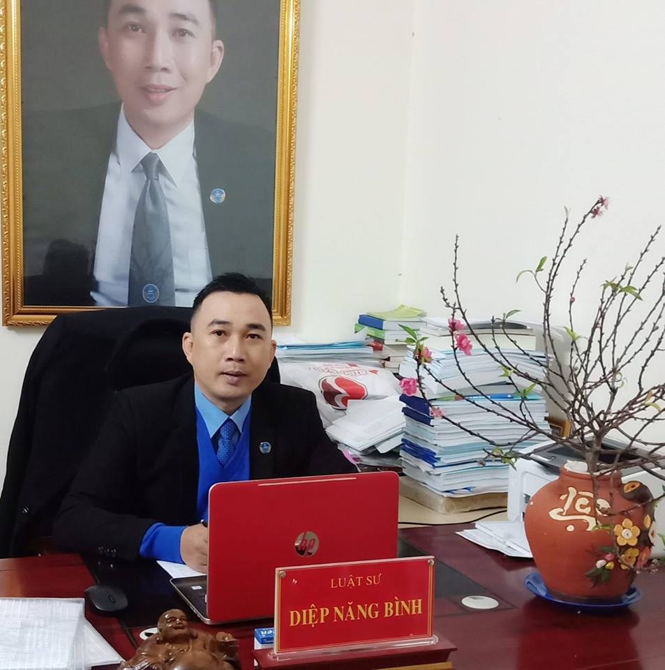 Luật sư nói gì về việc nhiều người in ảnh ông Nguyễn Hữu Linh dán lên các phương tiện và nơi công cộng?