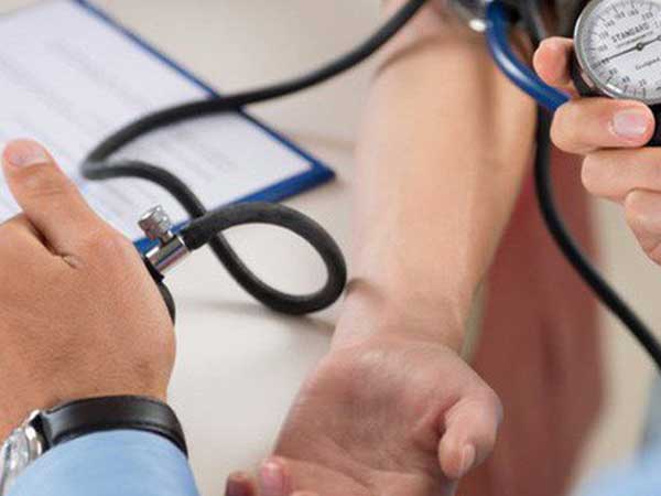 Cao huyết áp gặp nắng nóng dễ đột quỵ, trụy tim?