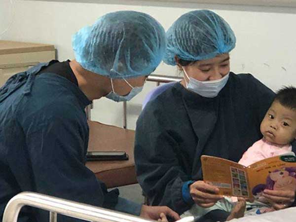 Em bé nhỏ nhất được ghép gan thành công ở Việt Nam