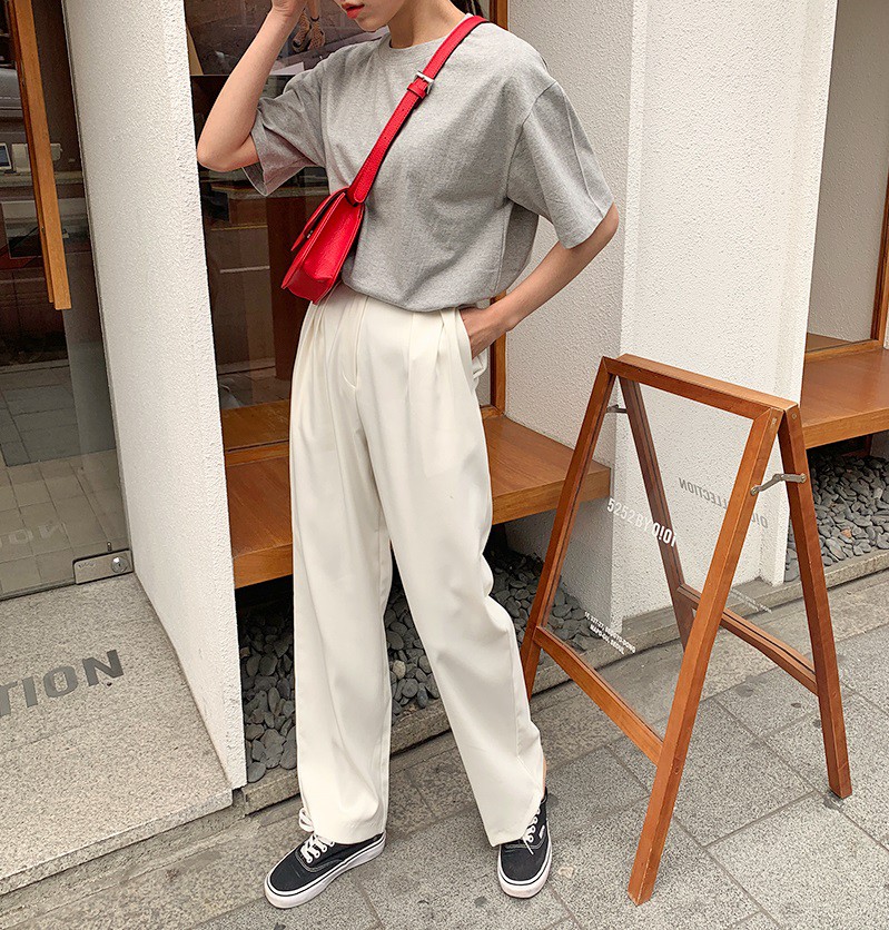 Nàng công sở sẽ trải qua ngày nắng nóng thật xinh đẹp, phong cách và thoải mái tuyệt đối với 4 công thức sau