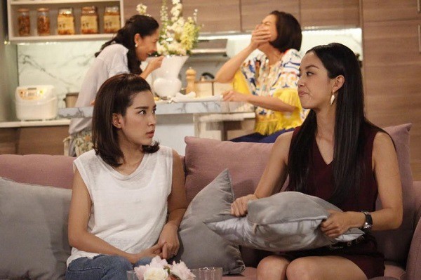 Cho chị chồng mượn điện thoại, ngay tối đó tôi bị cả nhà chồng mang ra xét xử vì tội danh mà tôi chưa bao giờ nghĩ đến