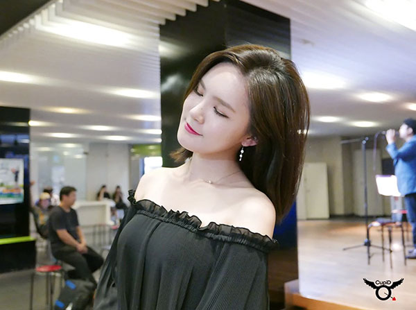 Idol nữ Kpop bị bóc phốt tính cách thật: Yêu sách, đánh nhau với thành viên, còn đòi được đối xử như sao nhà YG