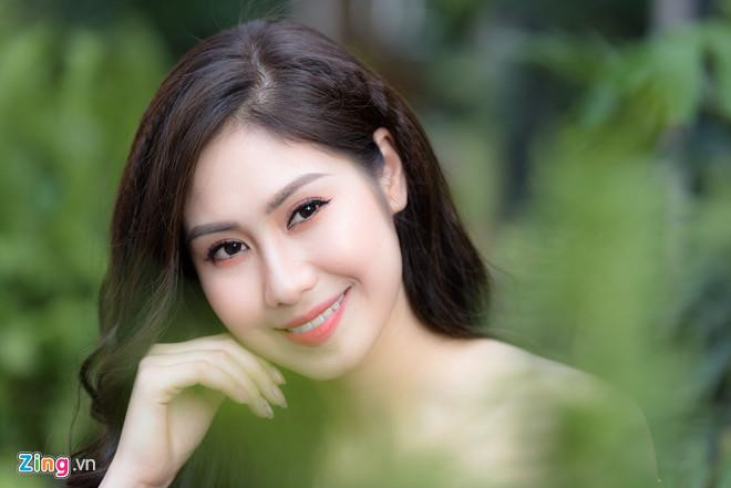 Hoa khôi Nhạc viện được so sánh với diễn viên Hong Kong Hồ Định Hân