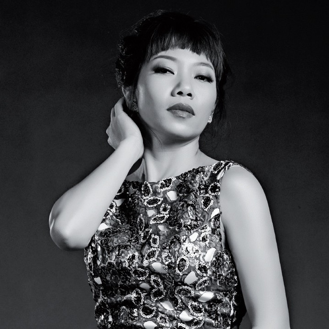 Đường hôn nhân của 4 Diva Việt: Người xấu lạ yên ổn với cuộc hôn nhân duy nhất, người hồng nhan thì lận đận truân chuyên - tuổi 50 vẫn cô đơn