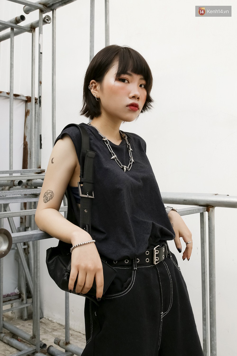 Street style 2 miền: Lên đồ giải nhiệt nhưng giới trẻ vẫn phải mix thật chất, lăng xê toàn xu hướng hot hit