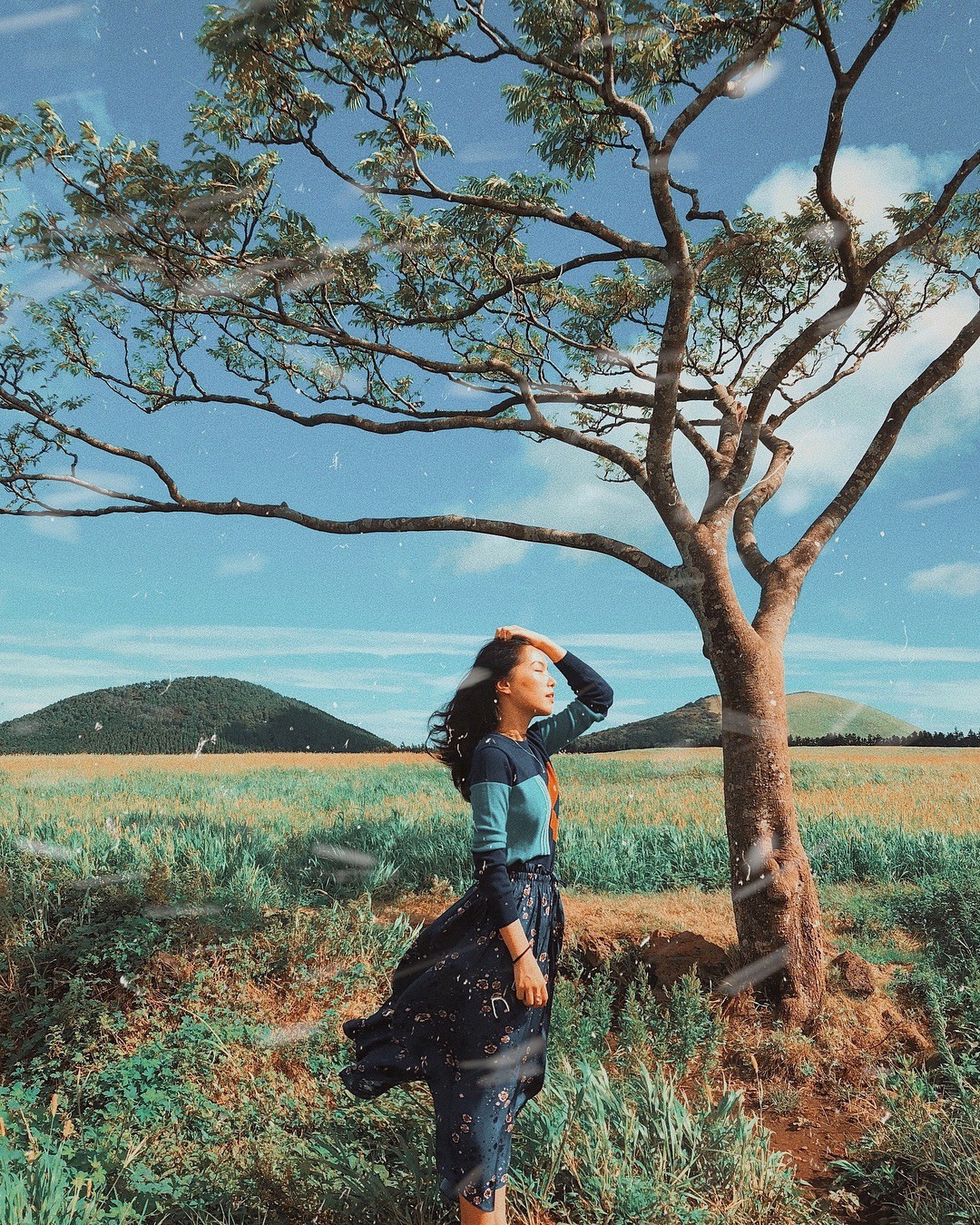 Học ngay bản sao Hà Tăng lên đồ chi tiết để có bức ảnh sống ảo xuất thần cho chuyến du lịch đợt nghỉ lễ cuối tuần