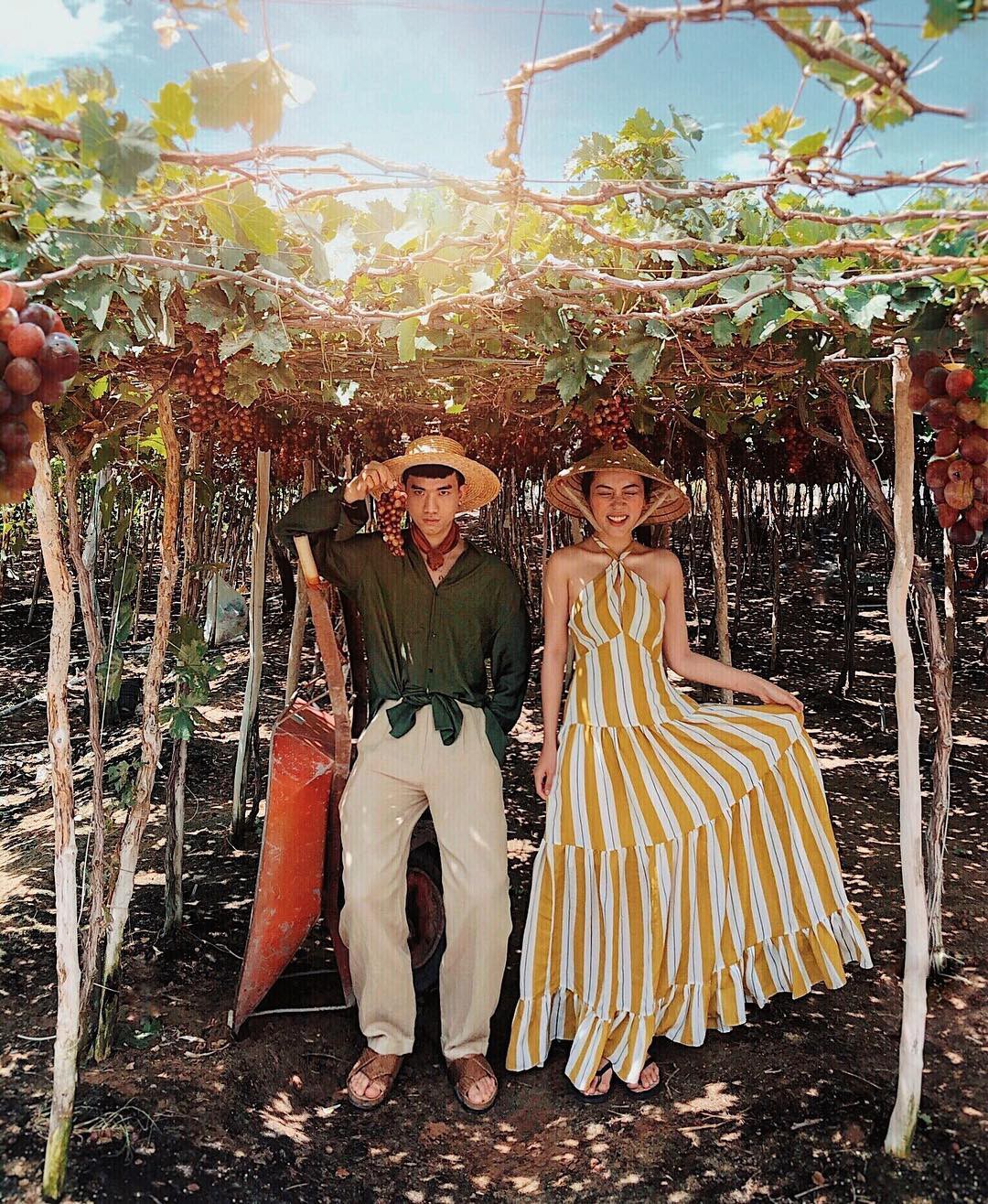 Học ngay bản sao Hà Tăng lên đồ chi tiết để có bức ảnh sống ảo xuất thần cho chuyến du lịch đợt nghỉ lễ cuối tuần