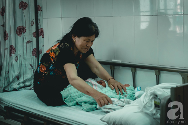 Ông bố của ca sinh 3 đủ nếp tẻ sau 8 năm hiếm muộn đang hot nhất MXH: Để có trái ngọt, chúng tôi chưa bao giờ bỏ cuộc