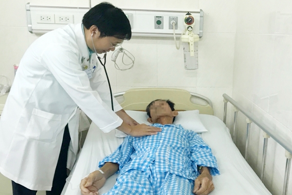 Tưởng rối loạn tiêu hóa, người đàn ông phát hiện bị ung thư đại tràng