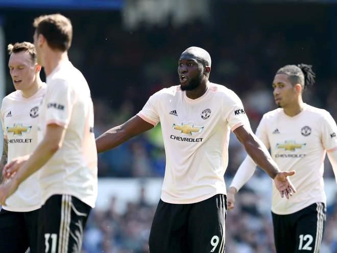 Nhà cái Anh đặt tỷ lệ chưa từng có cho cửa MU thắng Man City