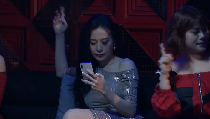 Nàng dâu order: Hồ ly đã lòi 9 đuôi, hết đem clip nóng đòi tình cũ đưa 1 tỷ lại giả khổ để moi tiền bà nội đi bar Nàng dâu order: Hồ ly đã lòi 9 đuôi, hết đem clip nóng đòi tình cũ đưa 1 tỷ lại giả khổ để moi tiền bà nội đi bar