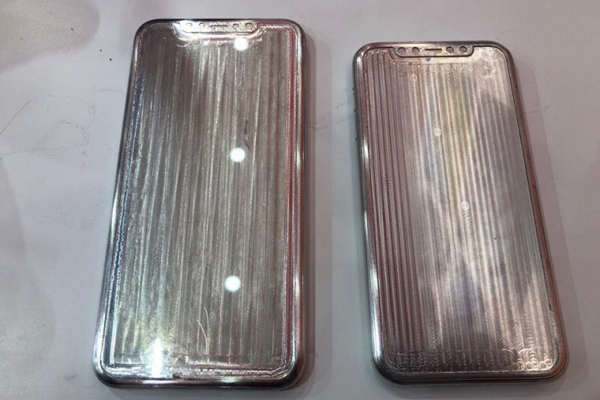 Lộ hình ảnh đầu tiên về iPhone XI và iPhone XI Max