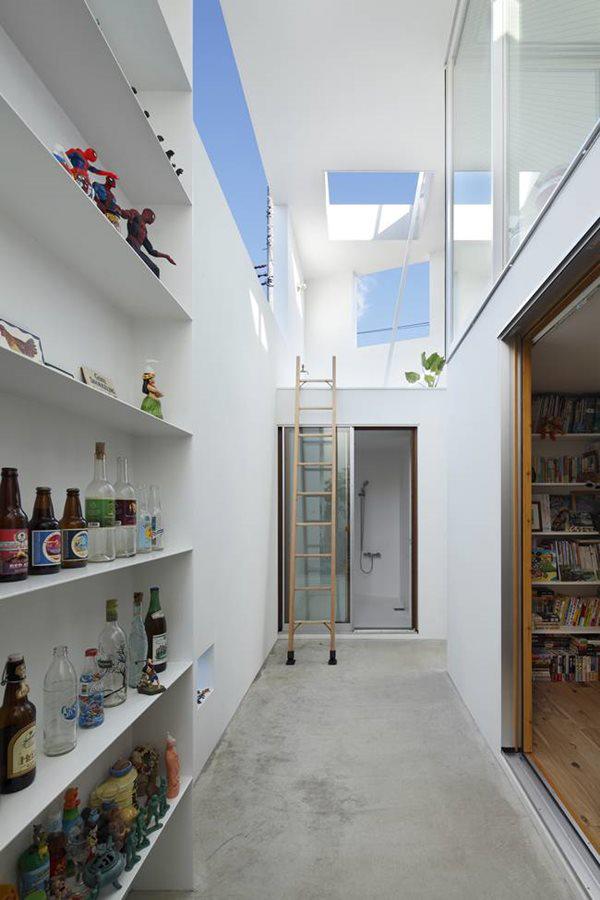 Gia chủ không tốn một xu tiền điều hòa nhờ kiểu nhà lạ kệ nắng, mưa