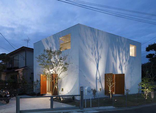 Gia chủ không tốn một xu tiền điều hòa nhờ kiểu nhà lạ kệ nắng, mưa