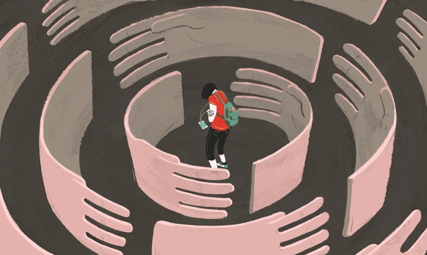 Vụ 2 cô gái bị sờ vòng ba: Hôm nay bao dung, ngày mai thành nạn nhân