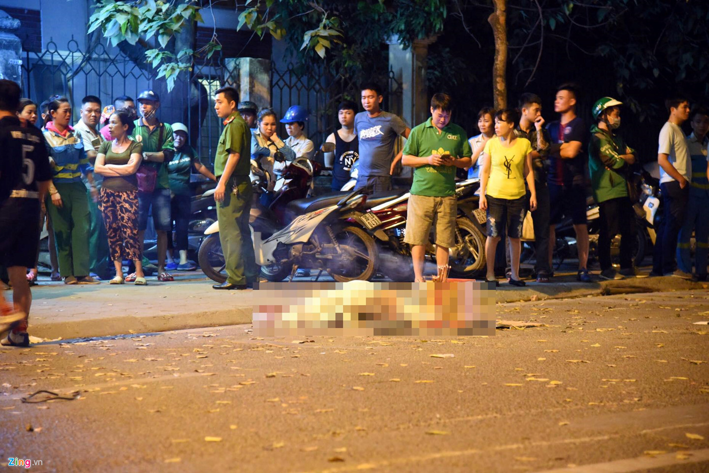 Nữ chủ nhân chiếc Mercedes S400 kể lại đêm kinh hoàng trên đường Láng