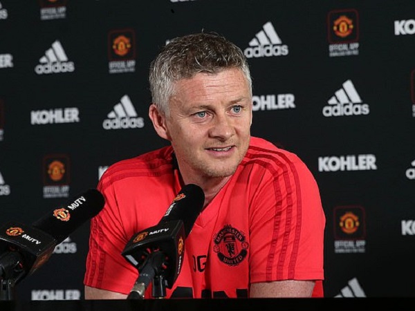 Solskjaer cảnh báo MU về các đòn bẩn của Man City Solskjaer cảnh báo MU về các đòn bẩn của Man City